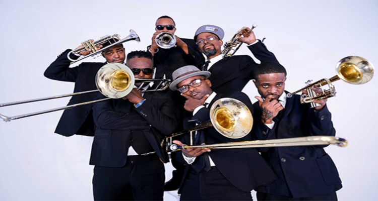 Hypnotic_Brass_Ensemble_at_Cyprus_Avenue_1200x628
